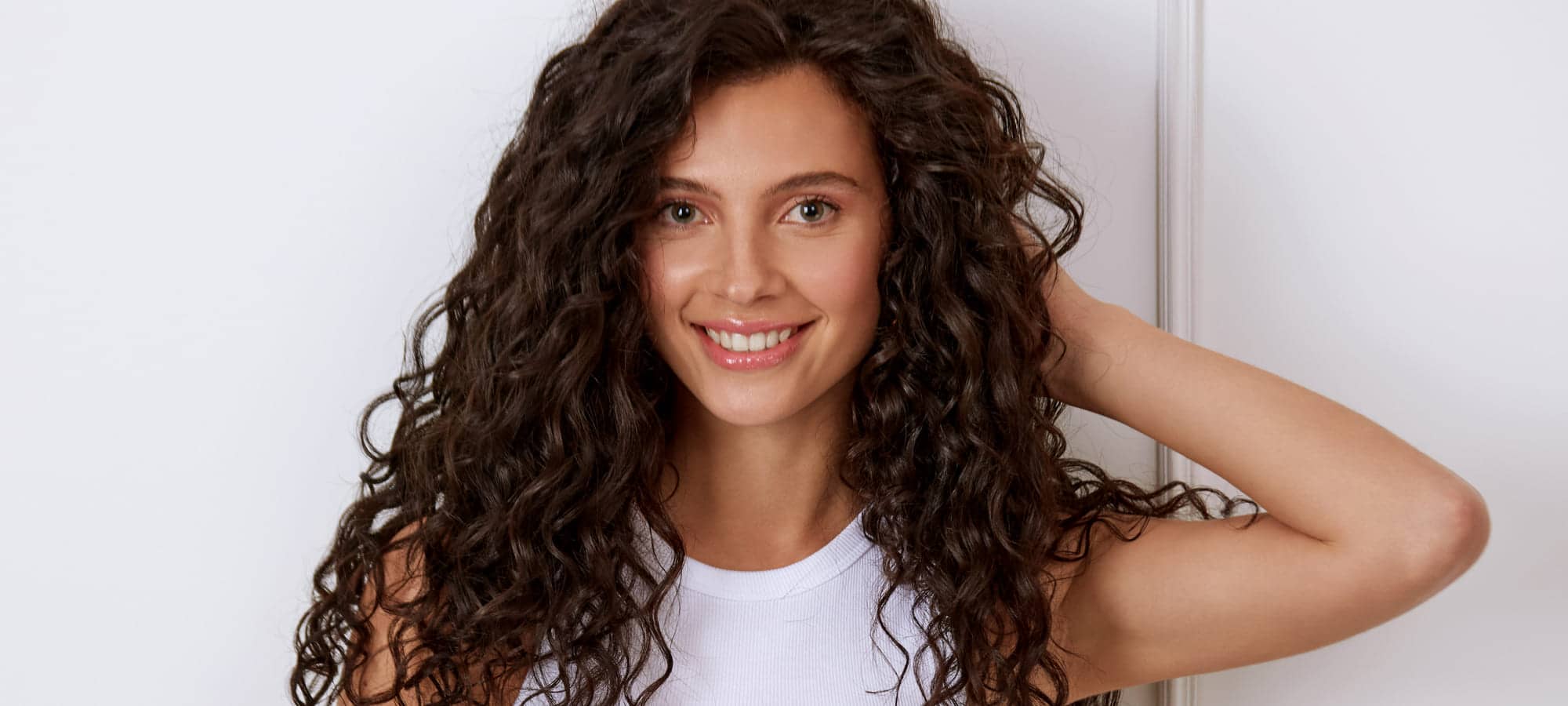 Είμαι μελαχρινή, τι χρώμα να βάψω τα μαλλιά μου; 