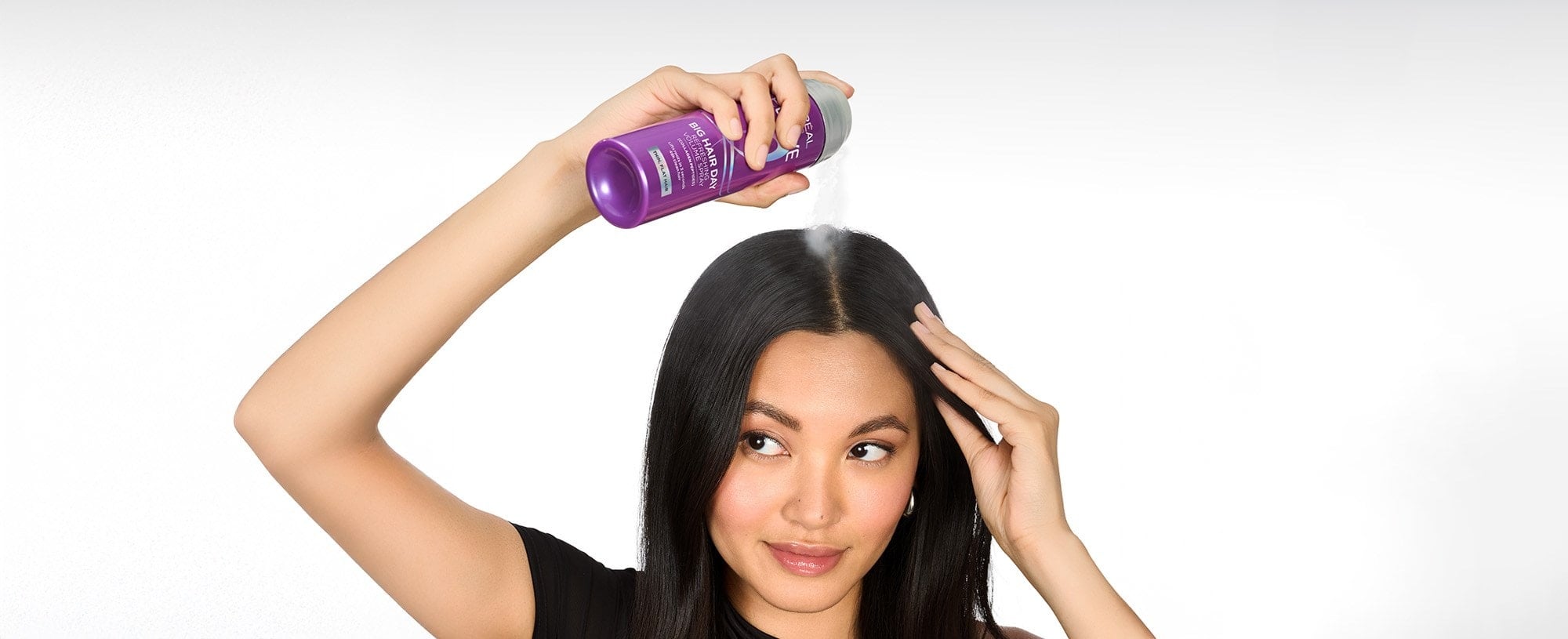 Elvive Collagen Lifter In Hands Abegail