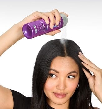 Elvive Collagen Lifter In Hands Abegail