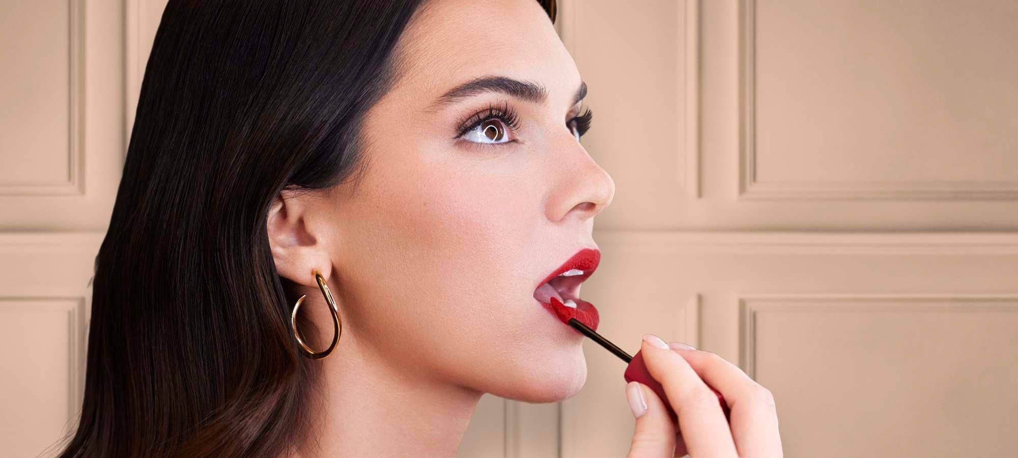 Τι χρώμα κραγιόν μου ταιριάζει περισσότερο;