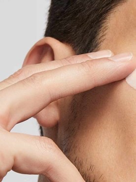 Power Age Cream Application
