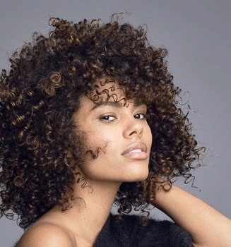 Tina Kunakey Elvive Extraordinary Oil Hero