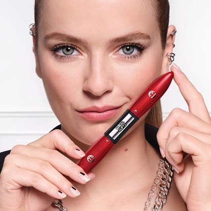OAP ECOM MAKEUP EYE MASCARA PRO XXL LIFT PACK IN HAND 2000x900