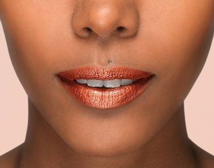 Liquid Lipstick Metallic 202 I Electrify p4