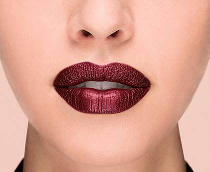 Liquid Lipstick Metallic 205 I Fascinate p3
