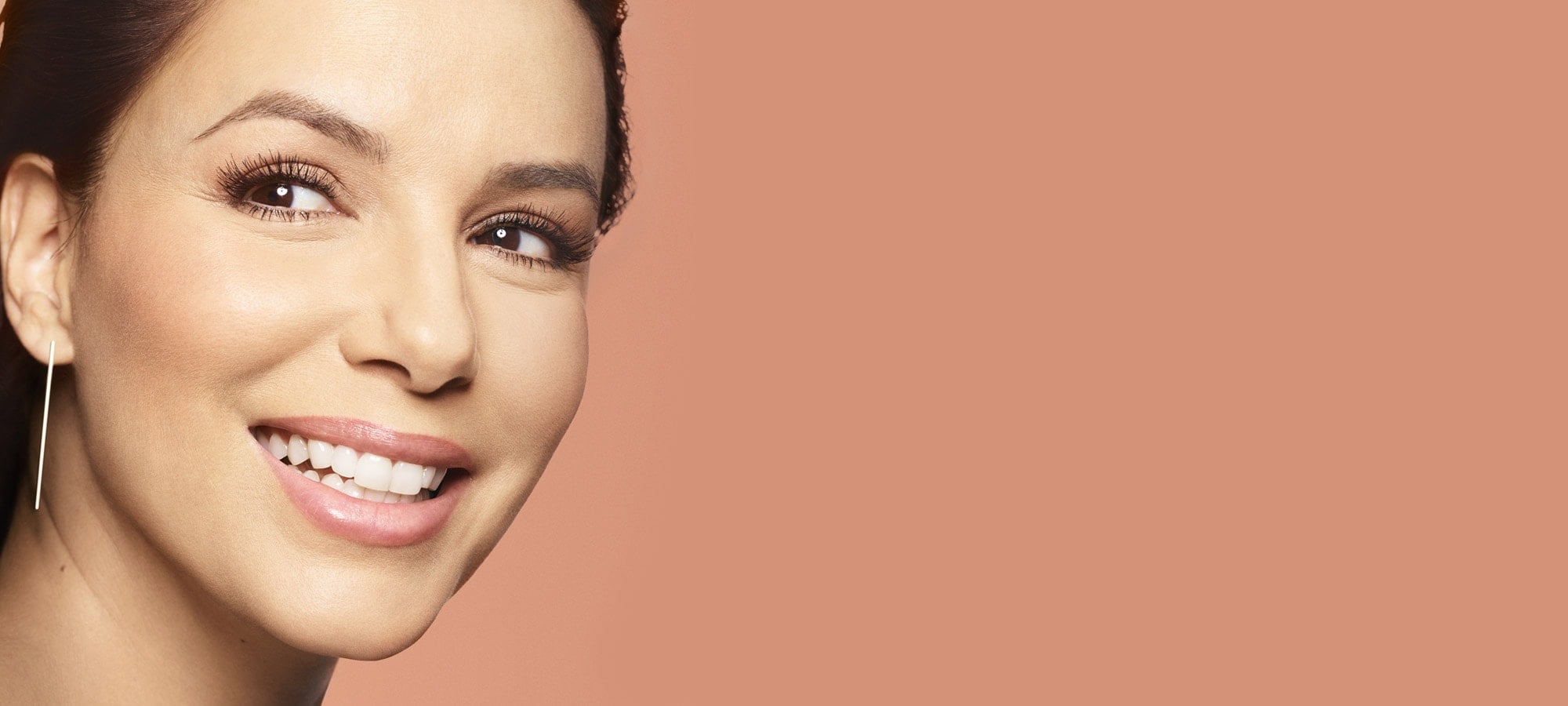 Eva Longoria Revitalift hero