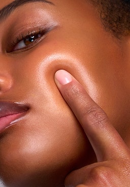 20250108 Oap Revitalift Filler Glassskin Ecom Howto Mkogaj Csintes Msantanna Dmi 20 2x3 Digital Dmi